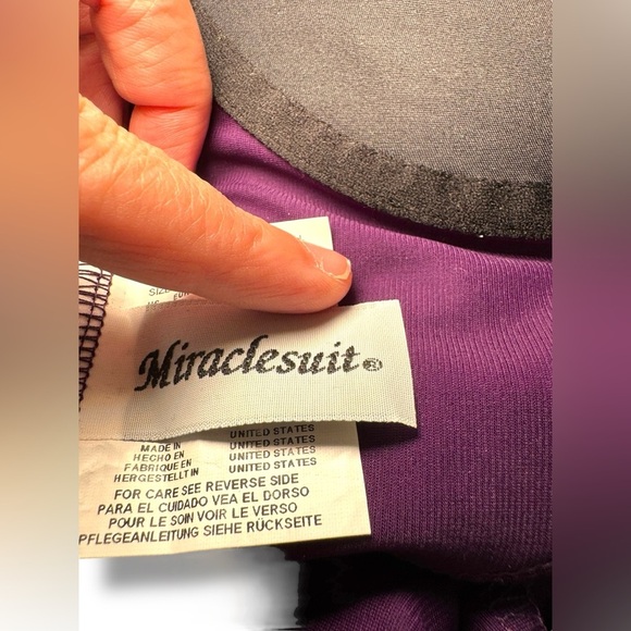 NWT SZ 16 Miraclesuit Plum Must Have Sanibel Ruched One Piece Swimsuit - Picture 5 of 11